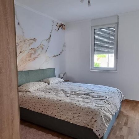 Apartman Visnja Subotica Bagian luar foto