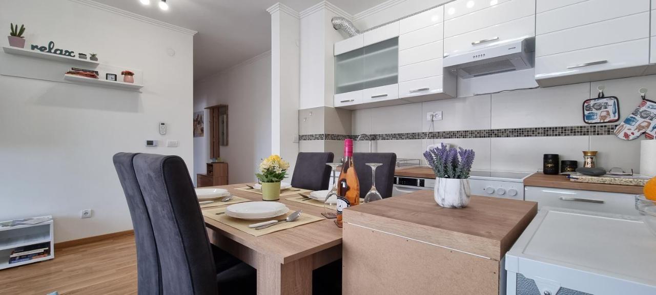 Apartman Visnja Subotica Bagian luar foto