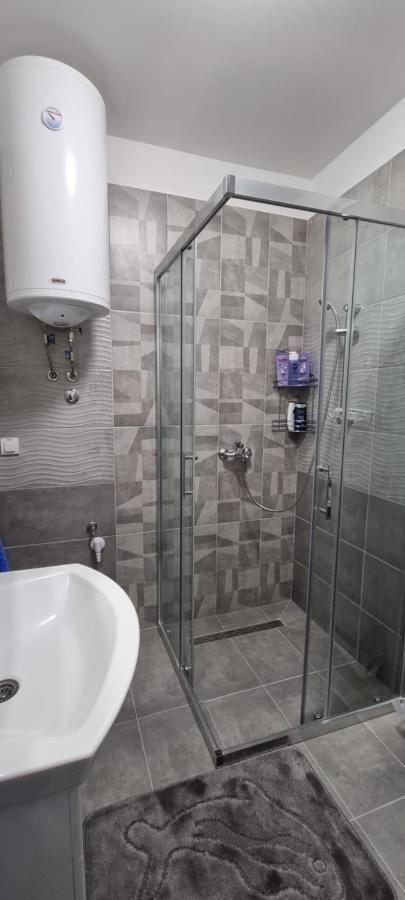 Apartman Visnja Subotica Bagian luar foto