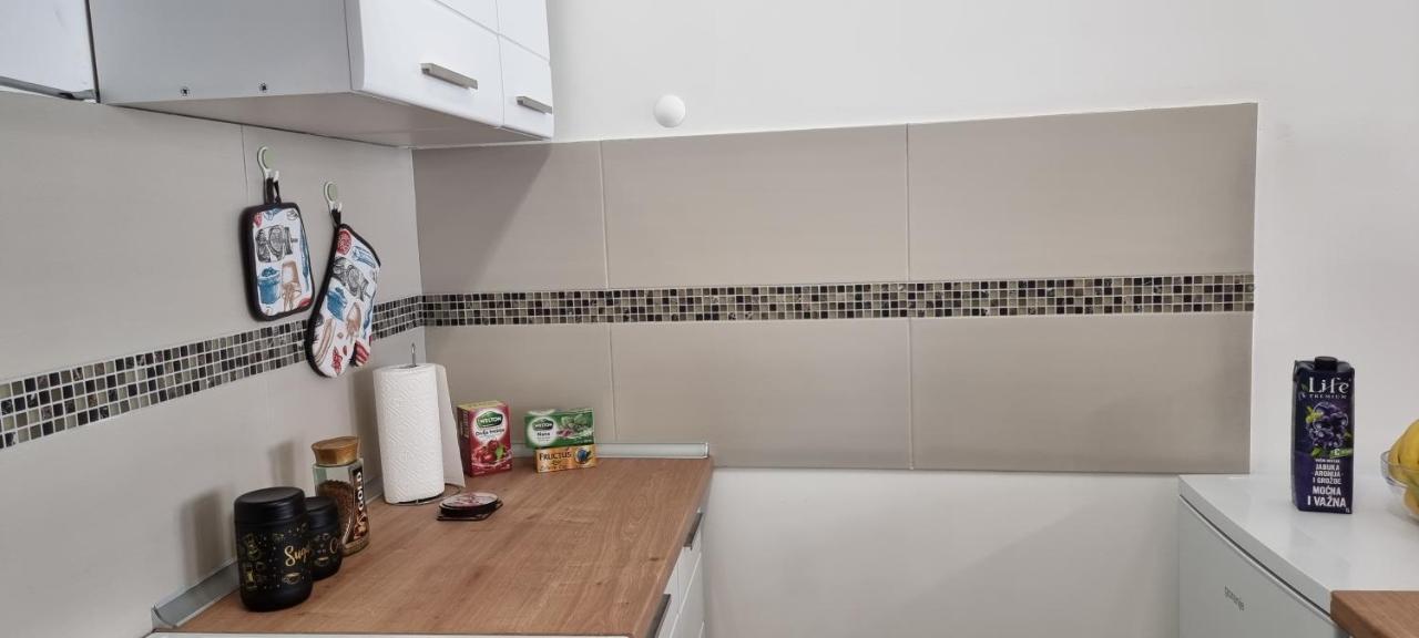 Apartman Visnja Subotica Bagian luar foto